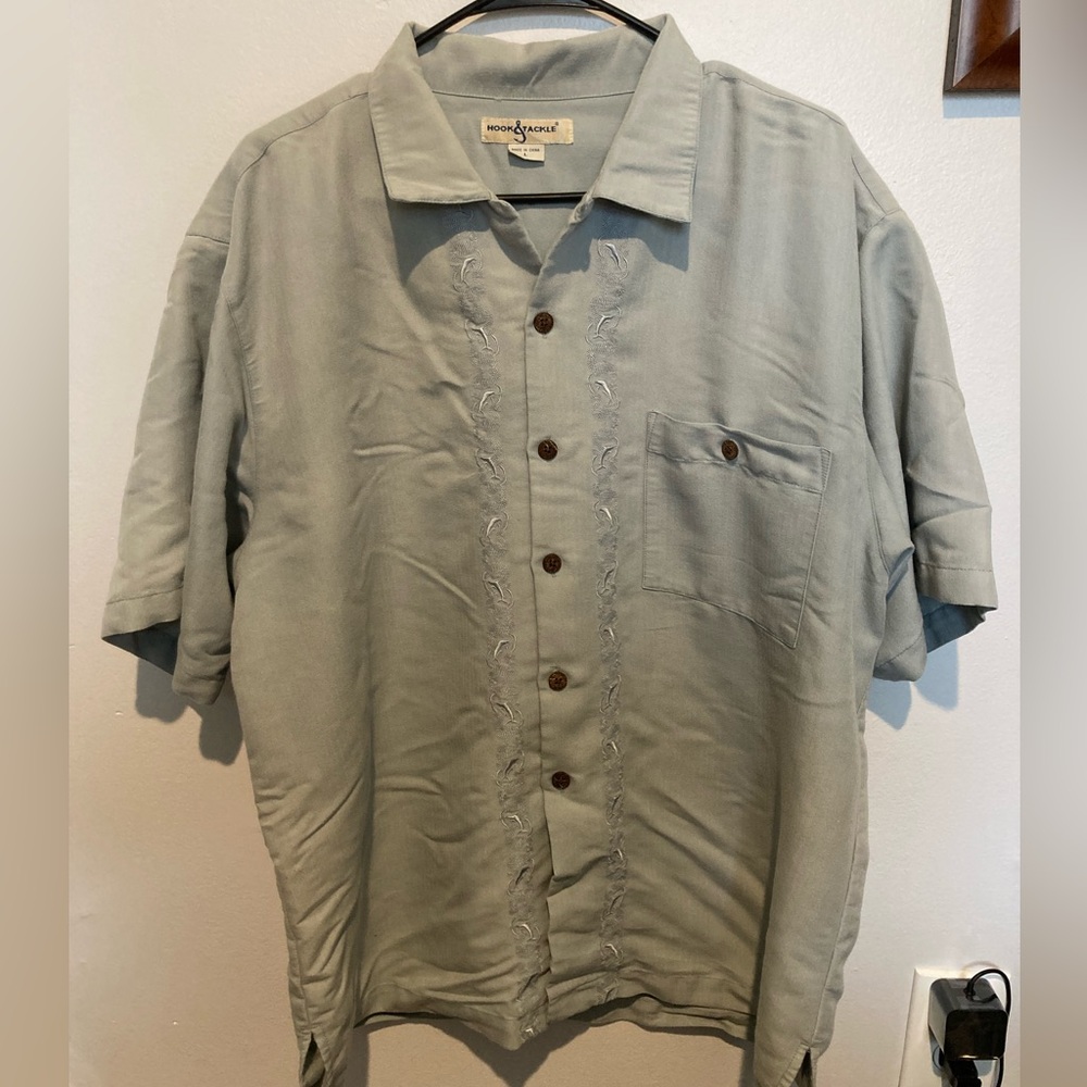 HOOK & TACKLE - Men’s Large - Short Sleeve Button Down